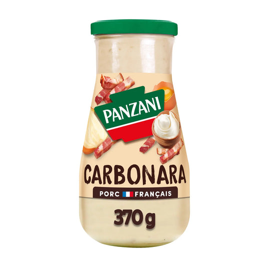 Pot de sauce Carbonara Panzani à la crème et lardons fumés, 370 grammes, sur fond blanc